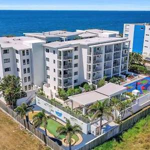 **** Resort The Point Australia